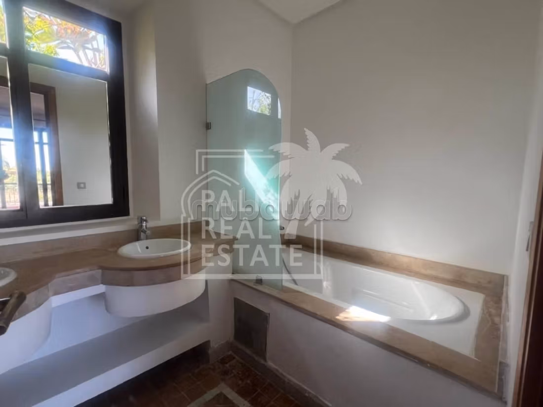 Charmante villa a vendre sur la route damezmiz