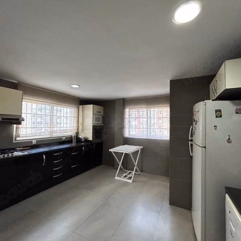 Beautiful apartment for sale in Maârif Extension. 2 beautiful rooms. Lift and parking