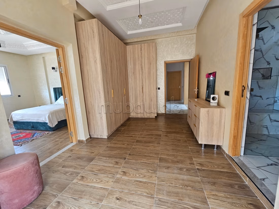 Suntuosa villa en alquiler en Hay Targa. 5 dormitorios. Bien amueblado
