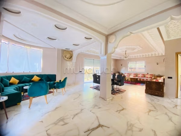 Villa de prestige à Targa – 600 m² avec piscine