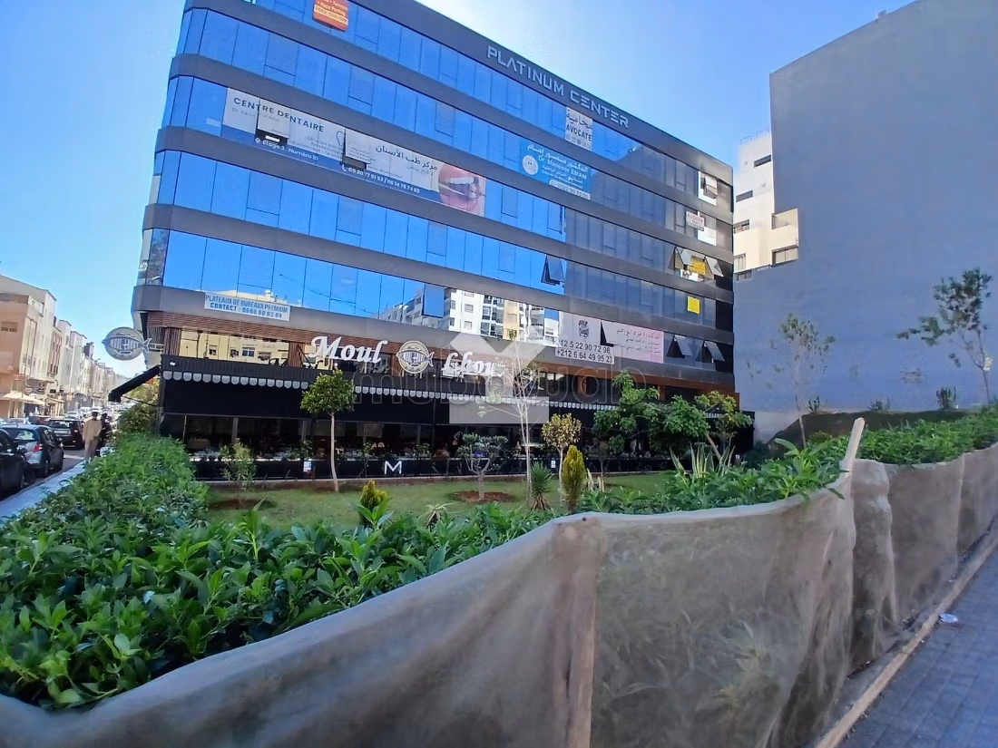 Bureau à Louer de 88.0 m² à Casablanca, Oulfa