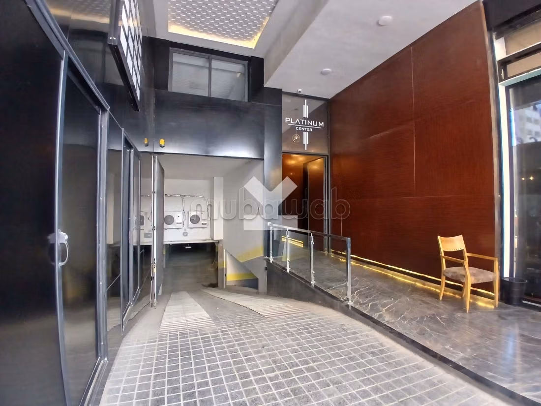 Bureau à Louer de 88.0 m² à Casablanca, Oulfa