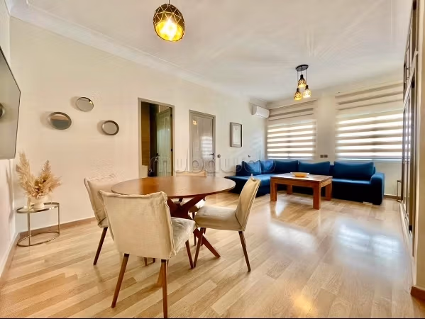 2 en 1: Un studio 
Appartement 2 chambres