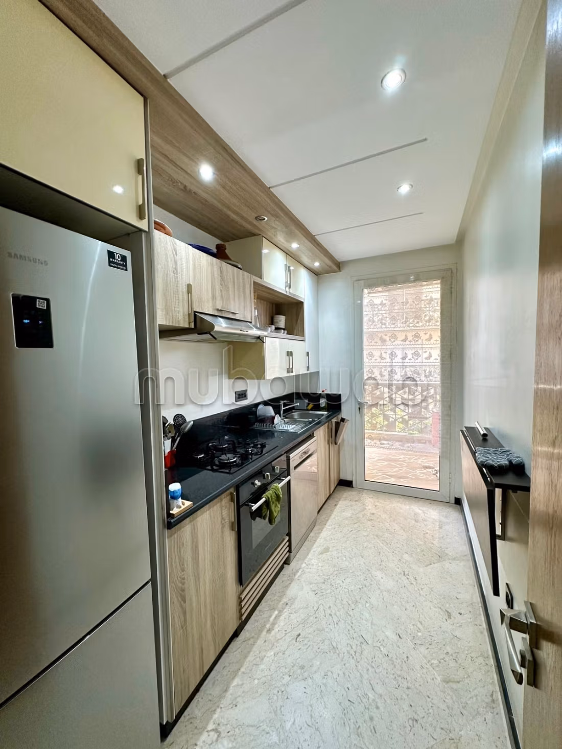 Appartment meublé avec terrasse — 5