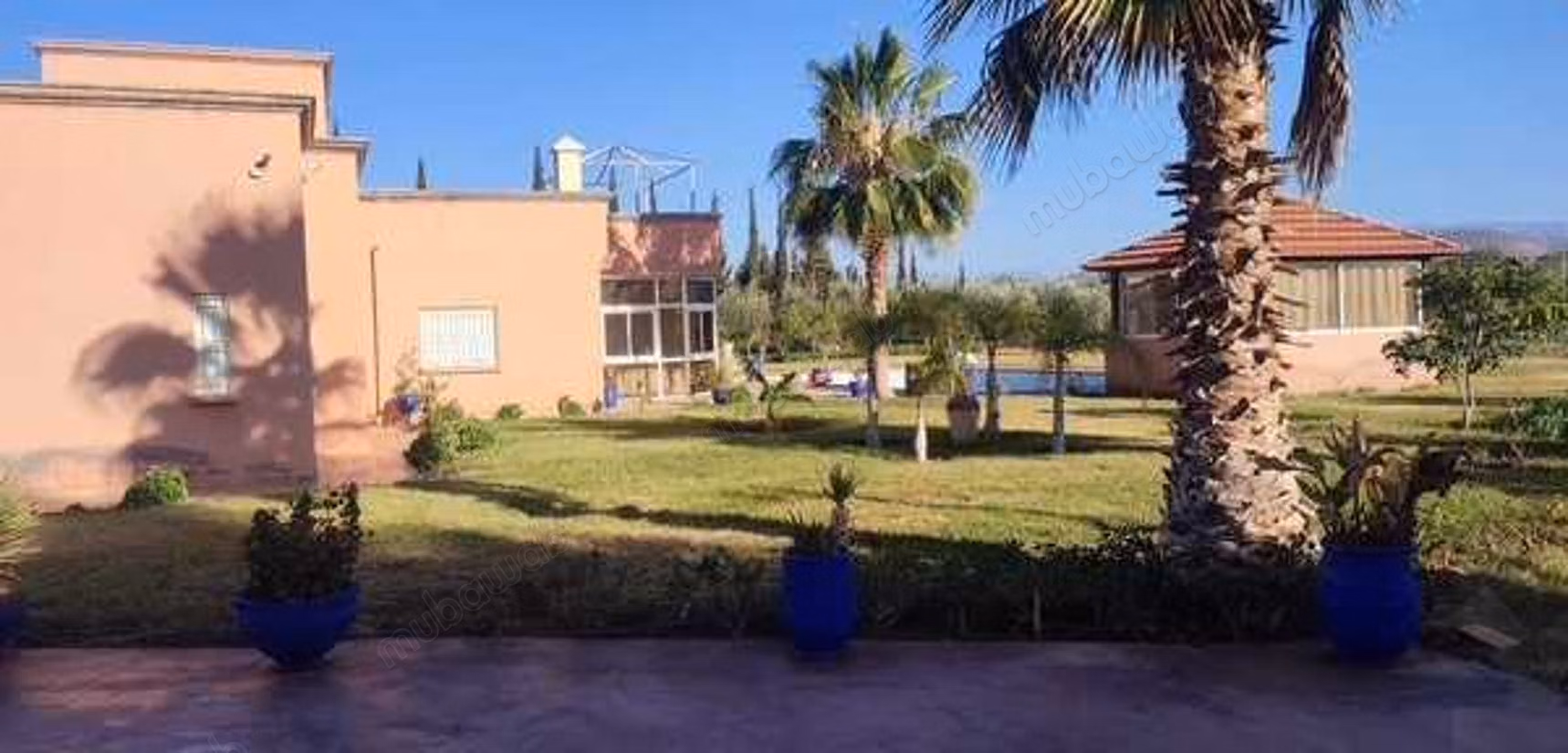 Villa à Vendre de 10732.0 m² à Marrakech, 
Route De Fes