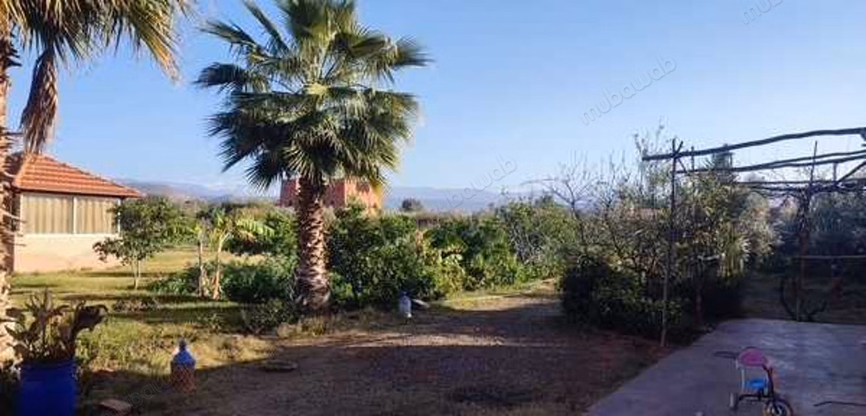 Villa à Vendre de 10732.0 m² à Marrakech, 
Route De Fes
