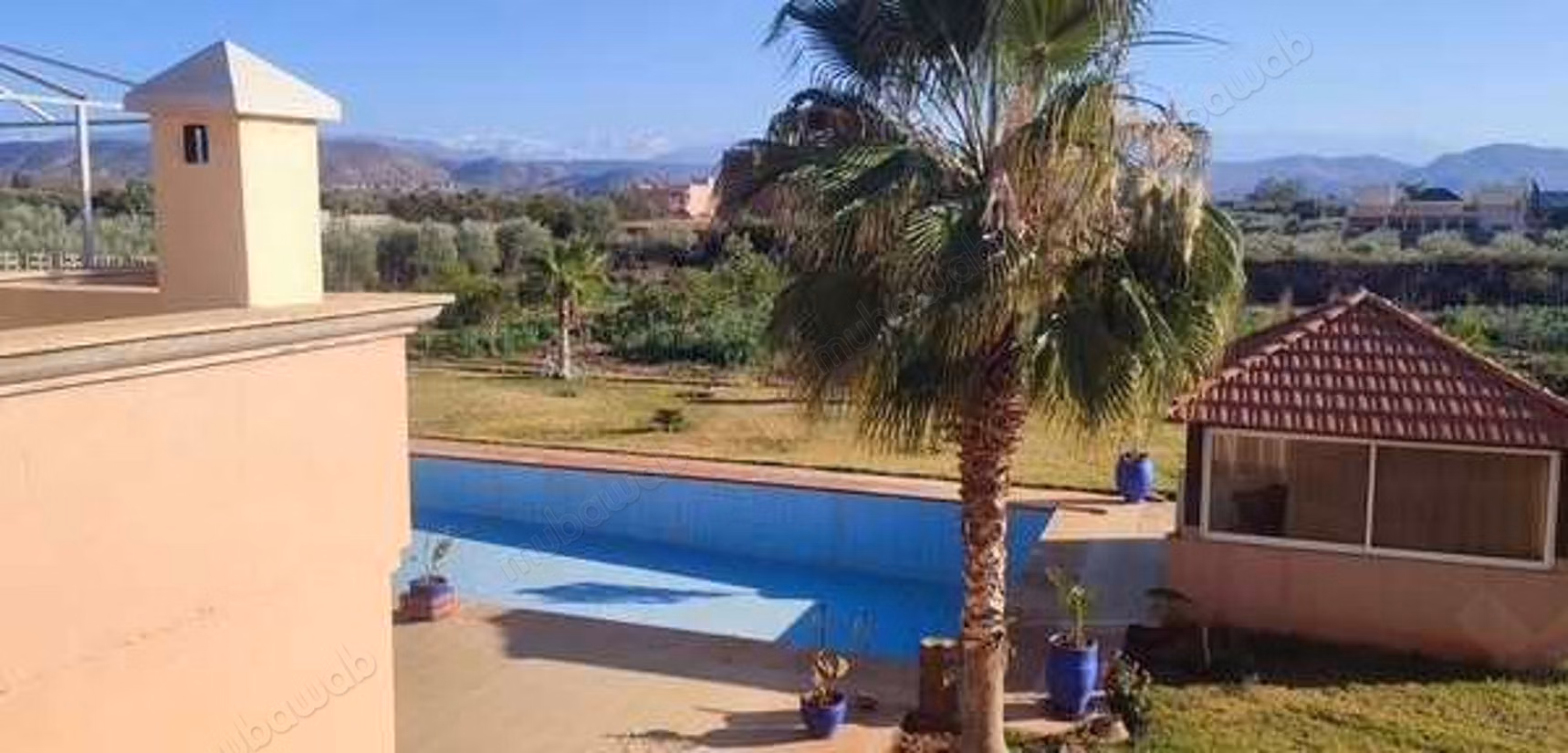 Villa à Vendre de 10732.0 m² à Marrakech, 
Route De Fes