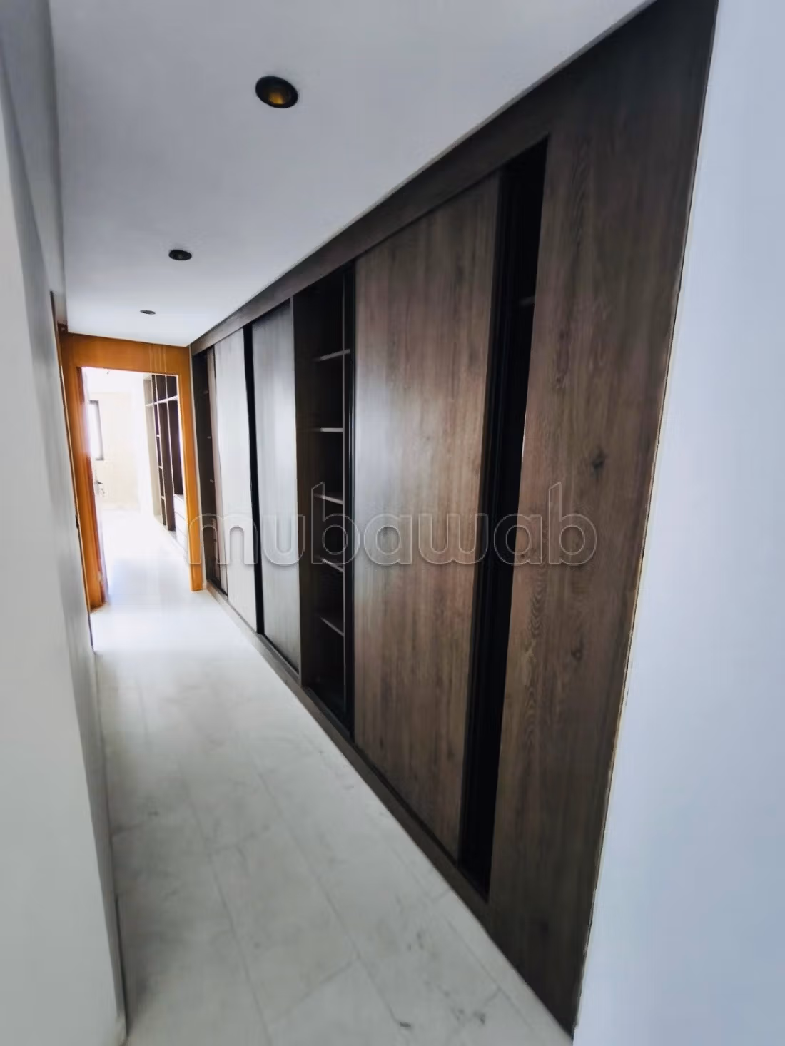 Magnifique Appartement en Location Neuf à Rabat Souissi — 2