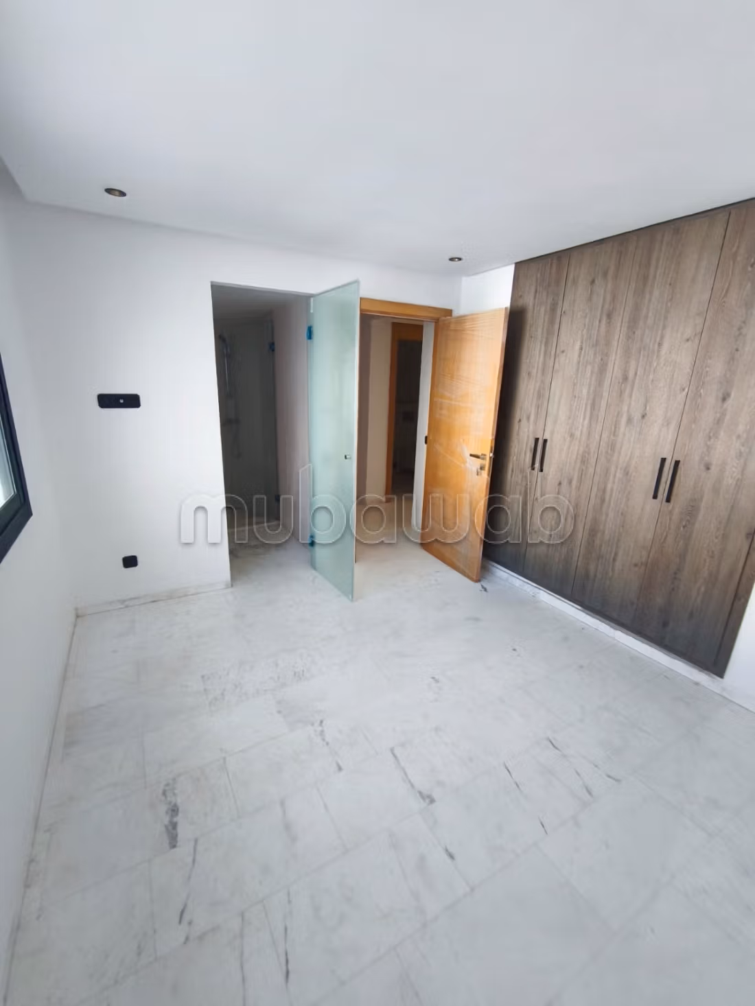 Magnifique Appartement en Location Neuf à Rabat Souissi — 4