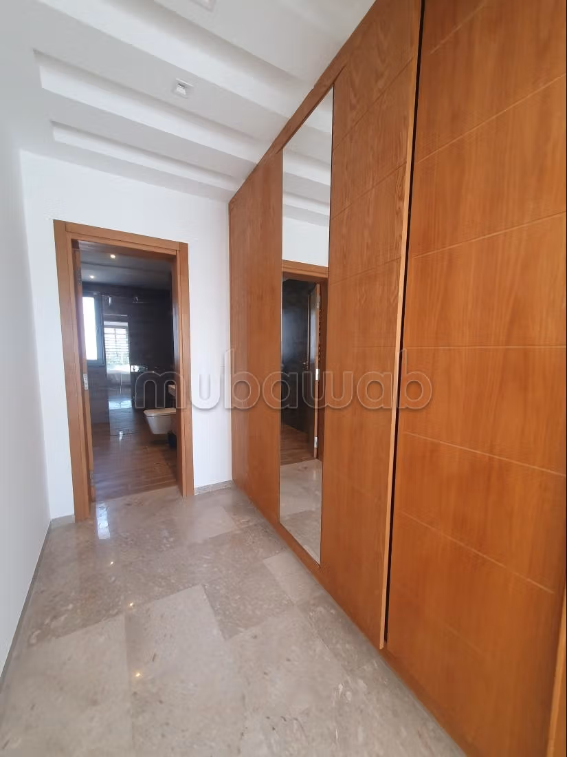 Une maison S3 meublée à Gammarth