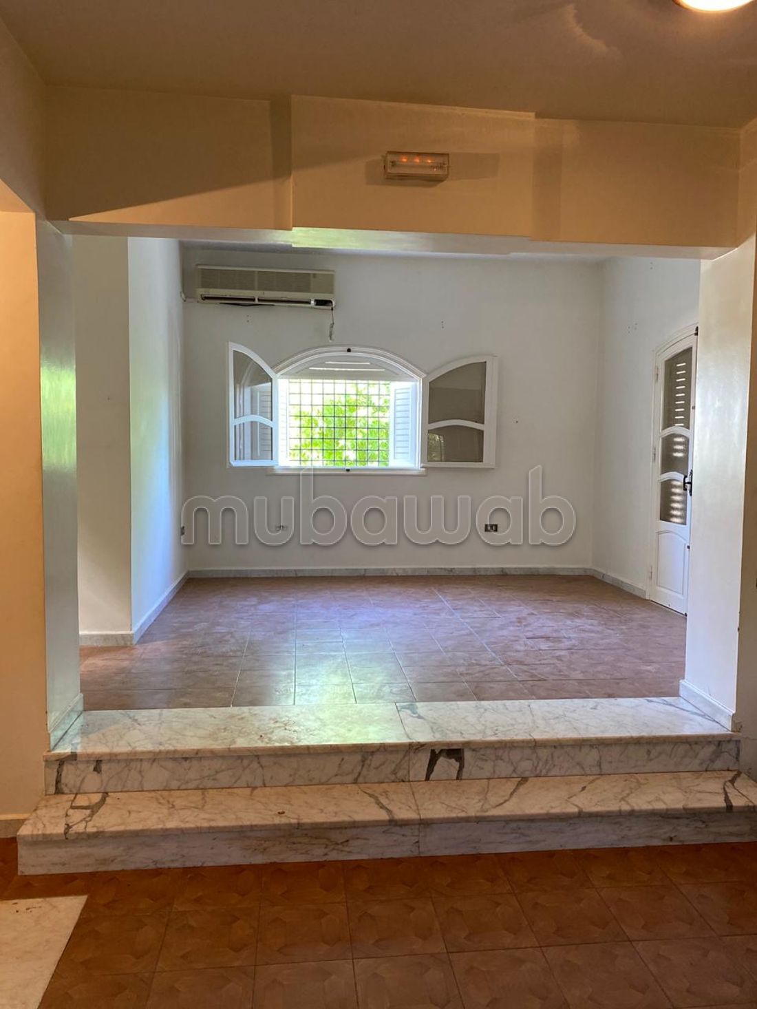 A vendre une villa à route de soukra