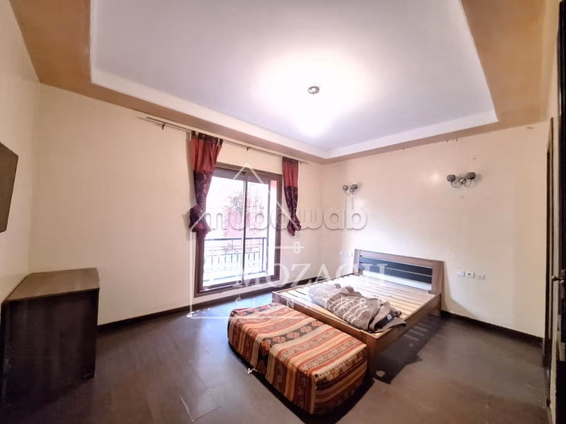 Piso en alquiler en Agdal. 1 bonita habitación. Garaje y terraza