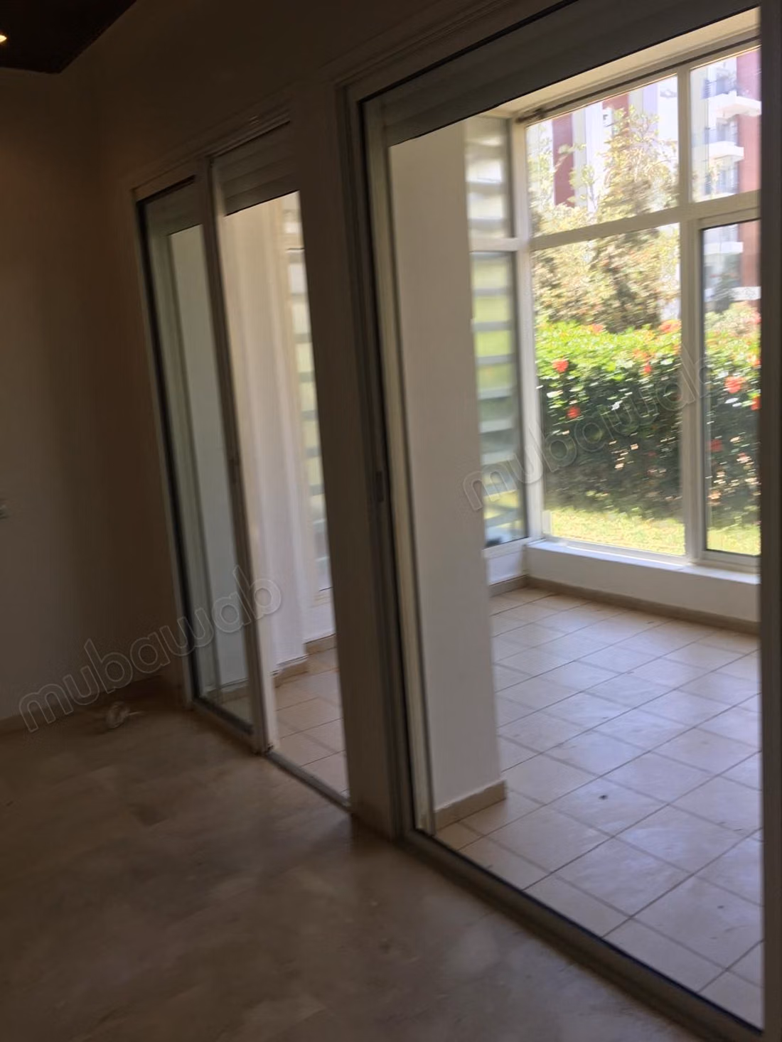 Rent this apartment in Souissi. 3 rooms. No Lift, Balcony