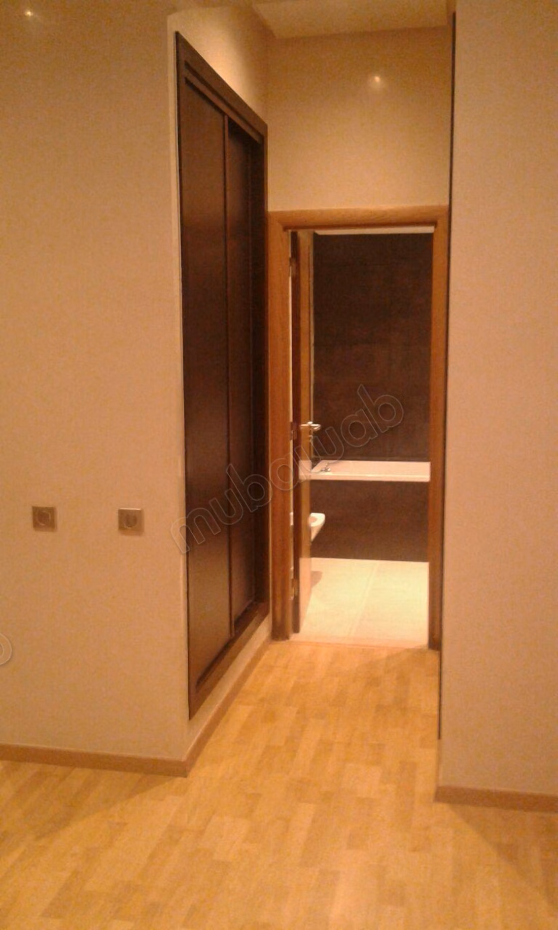 Rent this apartment in Souissi. 3 rooms. No Lift, Balcony