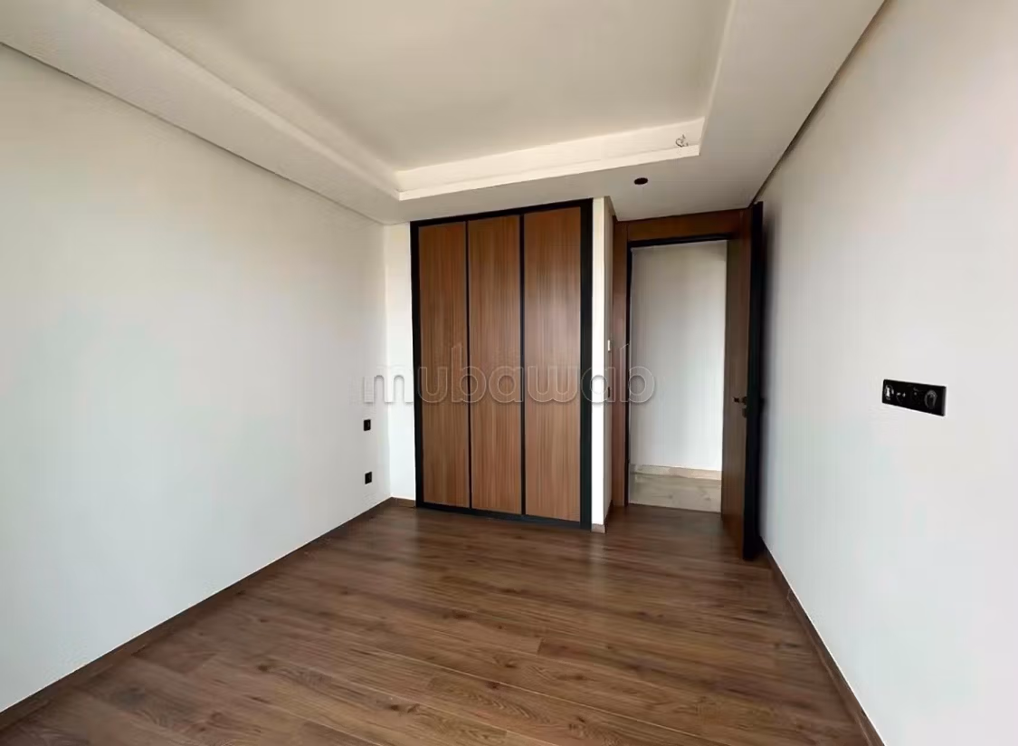 Flat for rent in Ferme Bretonne Hay Arraha. 3 rooms. Attic