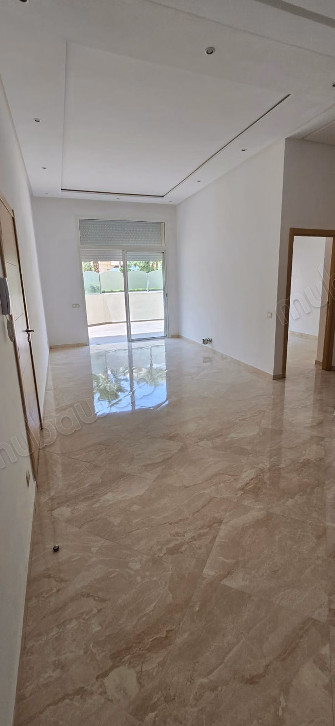 Beautiful apartment for sale in Hay Massira. Large area 91 m². General satellite dish system, On site security