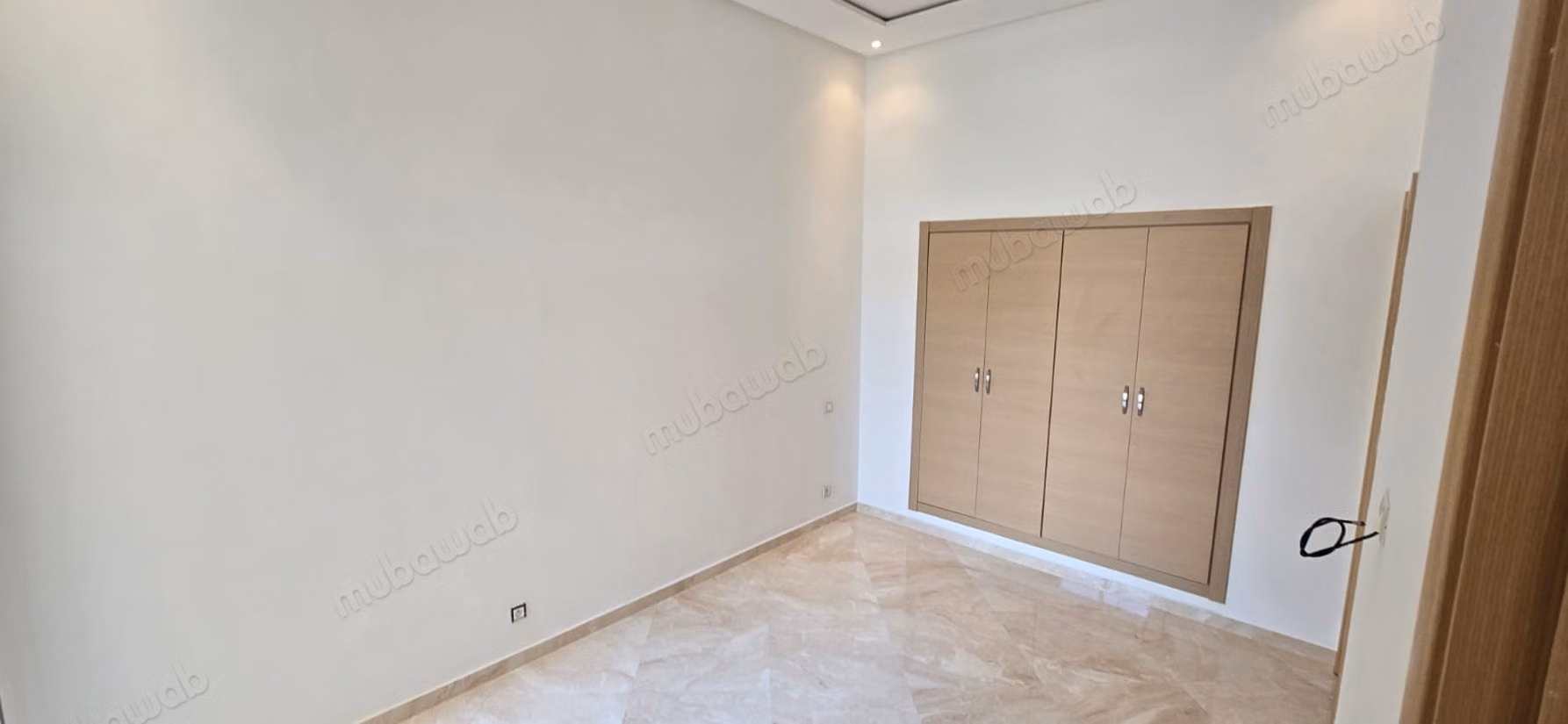 Beautiful apartment for sale in Hay Massira. Large area 91 m². General satellite dish system, On site security