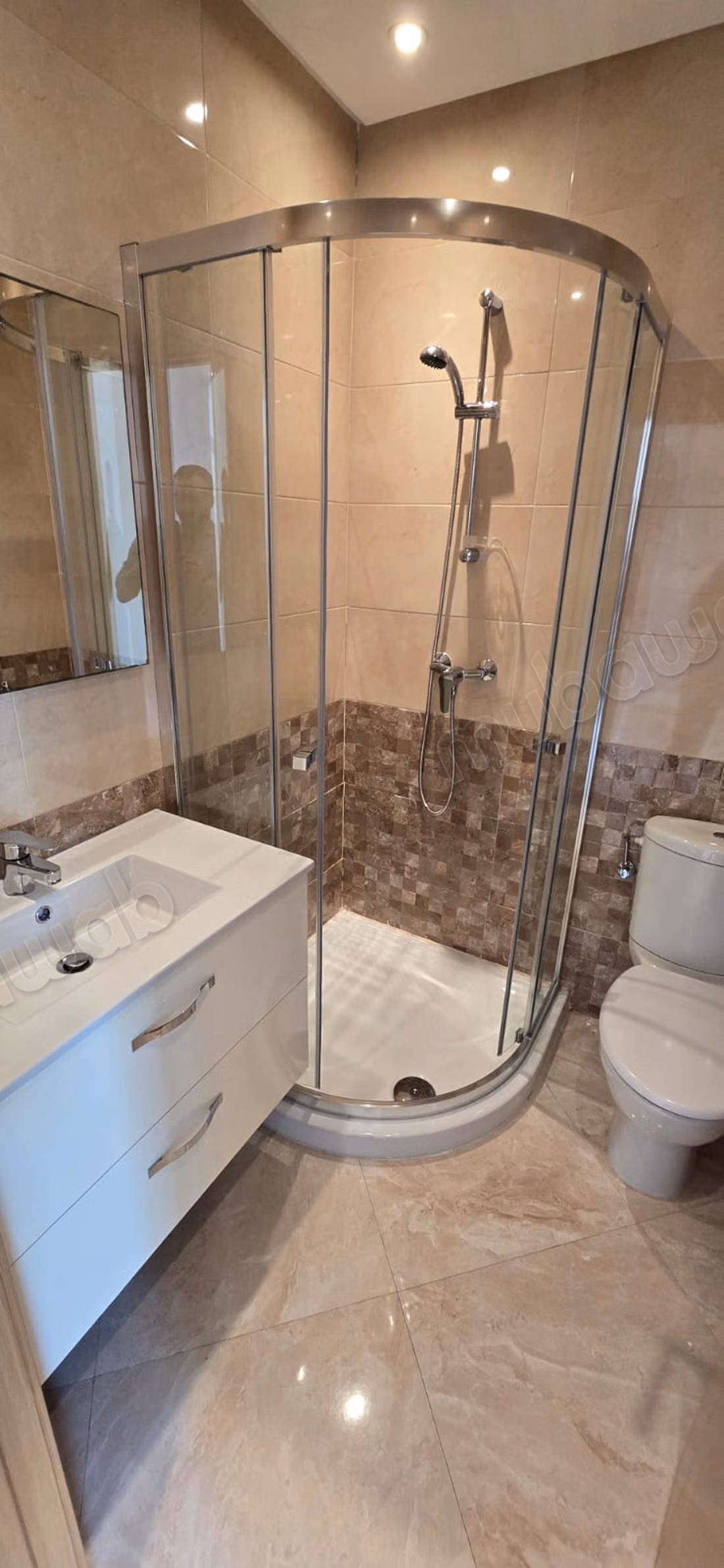 Beautiful apartment for sale in Hay Massira. Large area 91 m². General satellite dish system, On site security