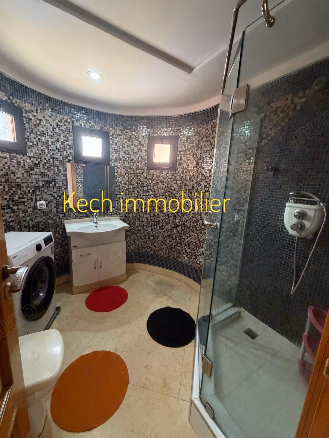 Splendido appartamento in vendita a Route Amizmiz. Superficie totale 112 m². Arredato