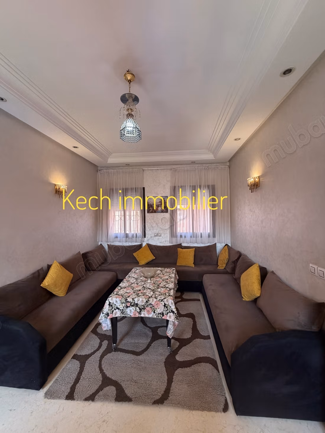 Splendido appartamento in vendita a Route Amizmiz. Superficie totale 112 m². Arredato