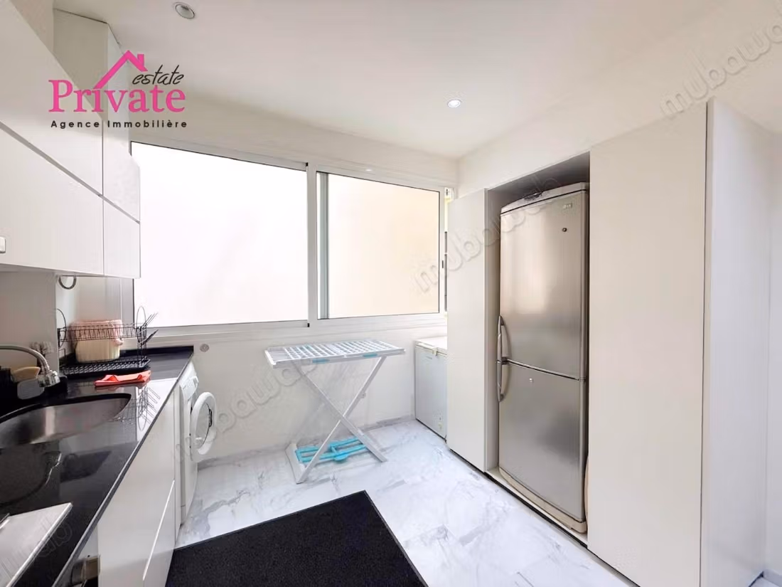 Great apartment for rent in Administratif. 2 lovely rooms. Ample storage space
