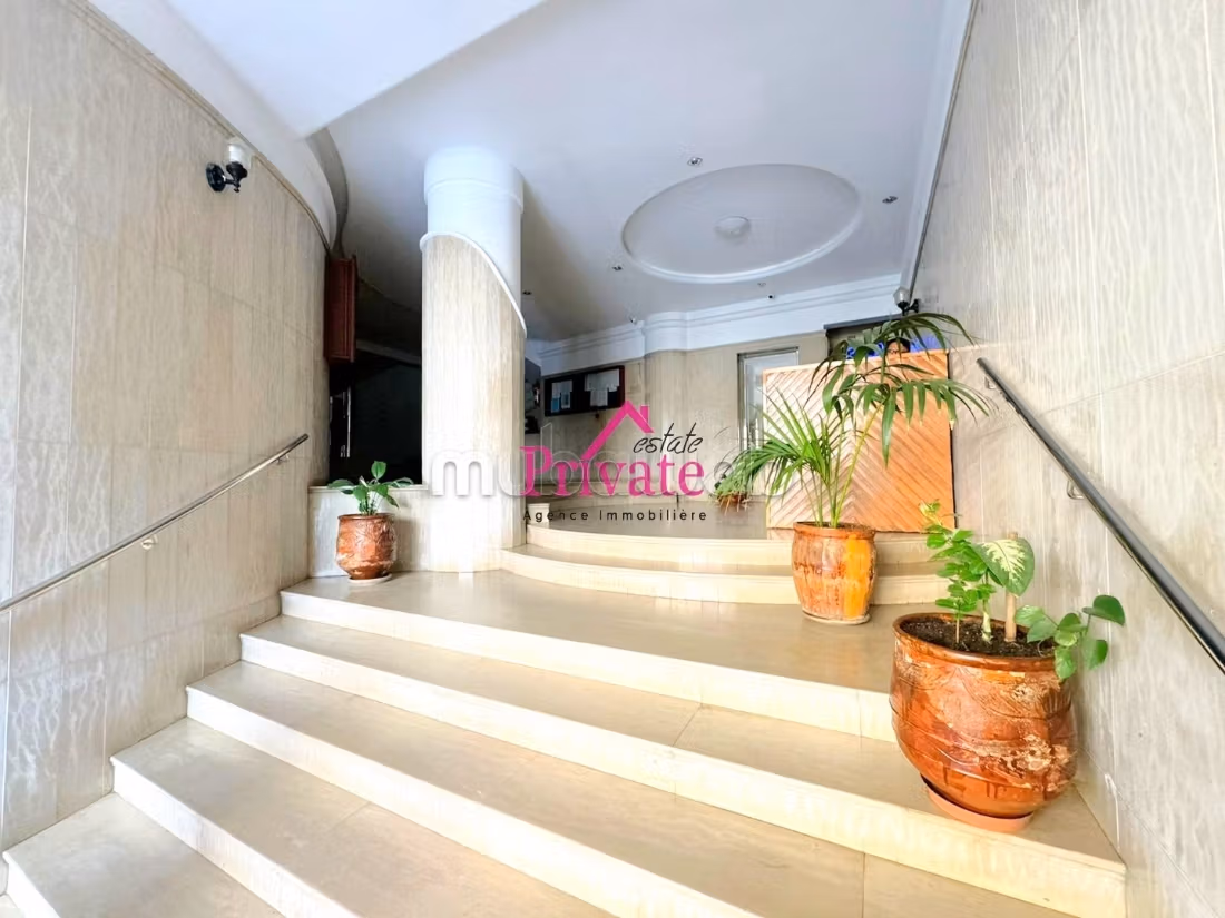 Location appartement 90m² 
QUARTIER ADMINISTRATIF 
Ref: LAM785