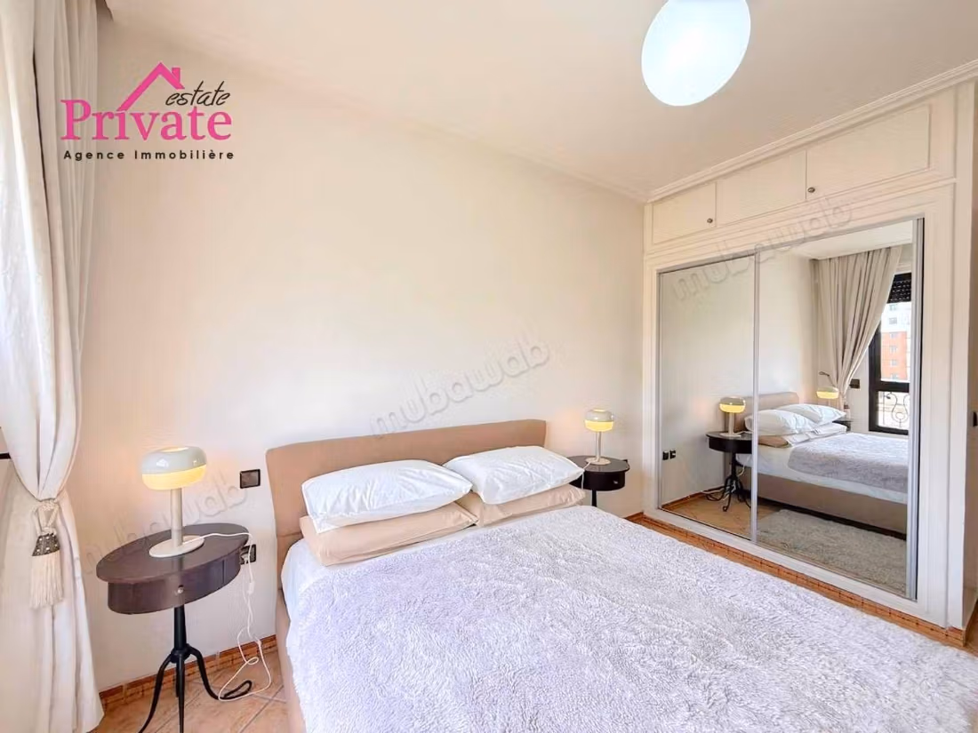 Great apartment for rent in Administratif. 2 lovely rooms. Ample storage space