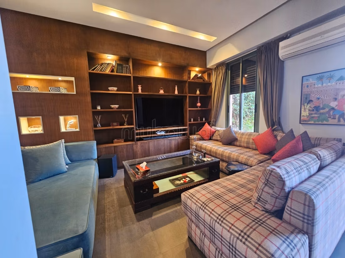 A louer superbe villa meublé à Targa