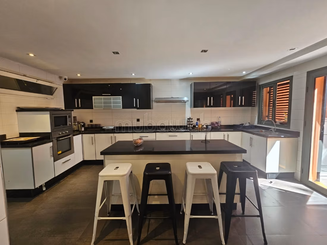A louer superbe villa meublé à Targa