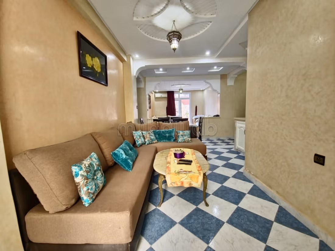 Superbe appartement meublé au rez de chaussée — 4