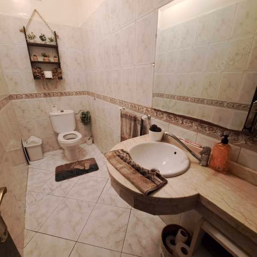 Apartment for sale in Beauséjour. Dimension 87 m². Parking spaces and terrace