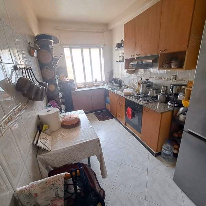 Apartment for sale in Beauséjour. Dimension 87 m². Parking spaces and terrace