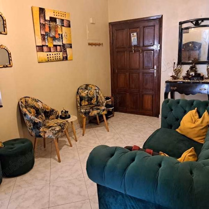 Apartment for sale in Beauséjour. Dimension 87 m². Parking spaces and terrace