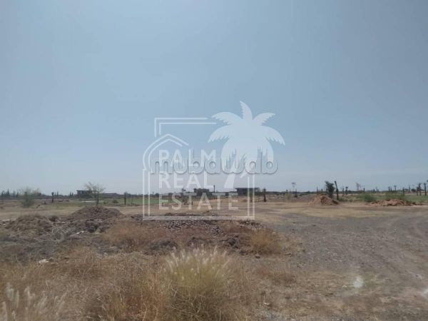 Lot terrain a vendre plein sud front golf