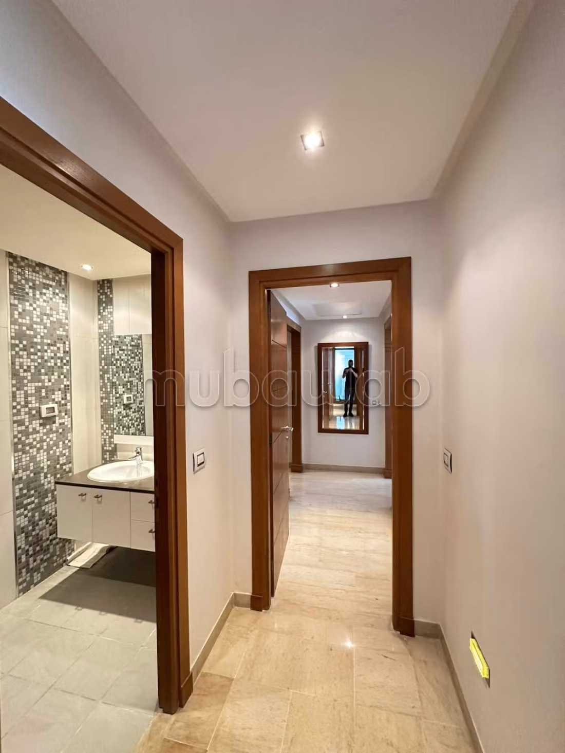 Find an apartment to buy in Les Berges Du Lac 2.3 beautiful rooms. Garden and lift