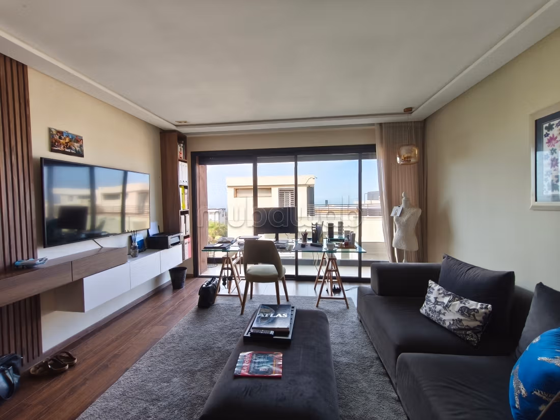 Villa's en luxe woningen huren. 8 Ruimtes. Gemeubileerd