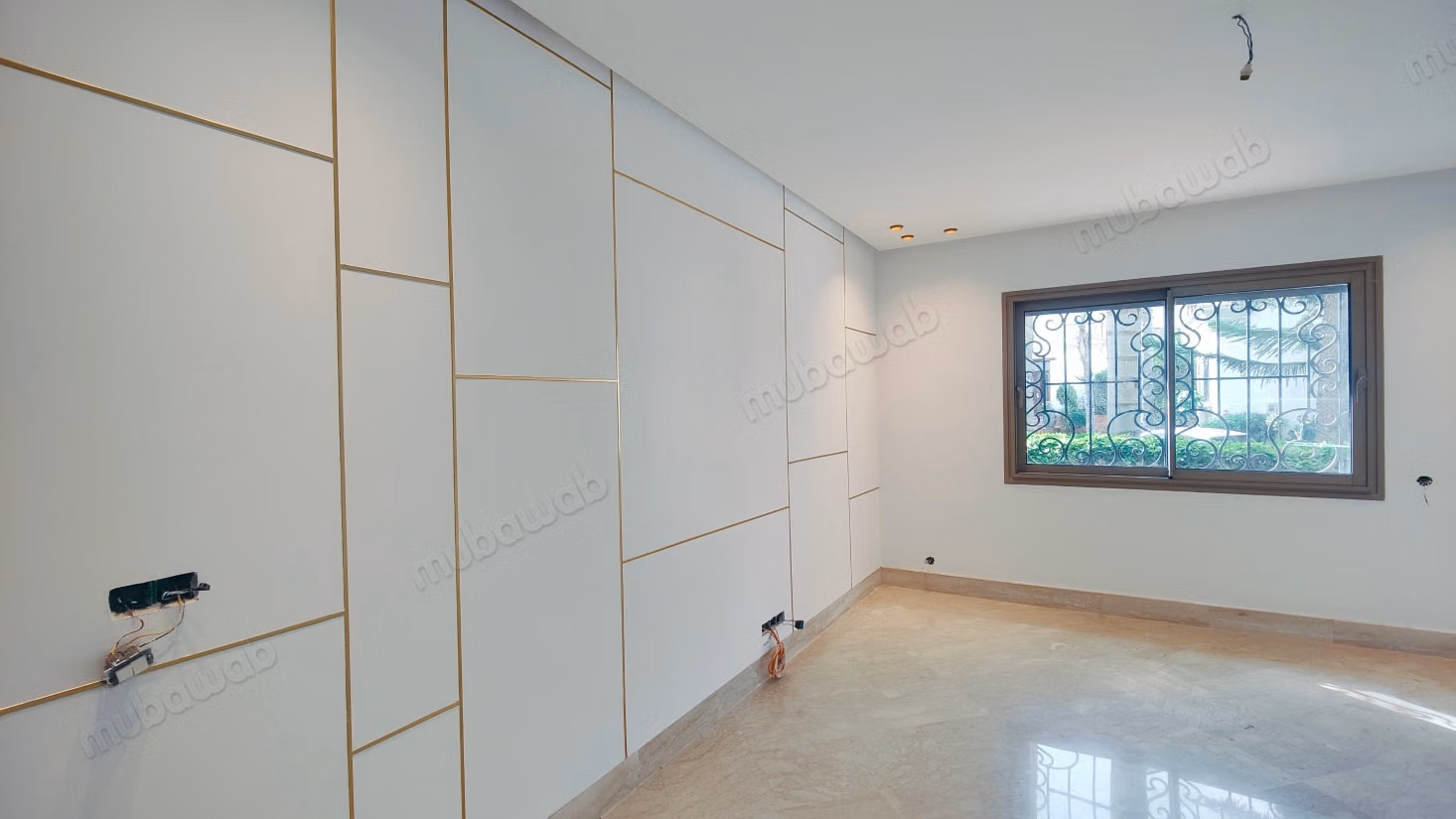 High quality house for sale in Californie. 4 rooms. Garden and terrace