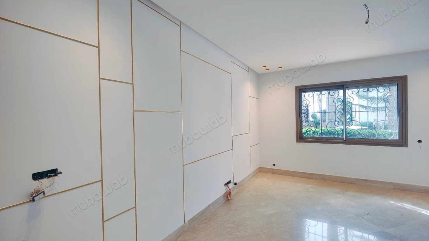 High quality house for sale in Californie. 4 rooms. Garden and terrace