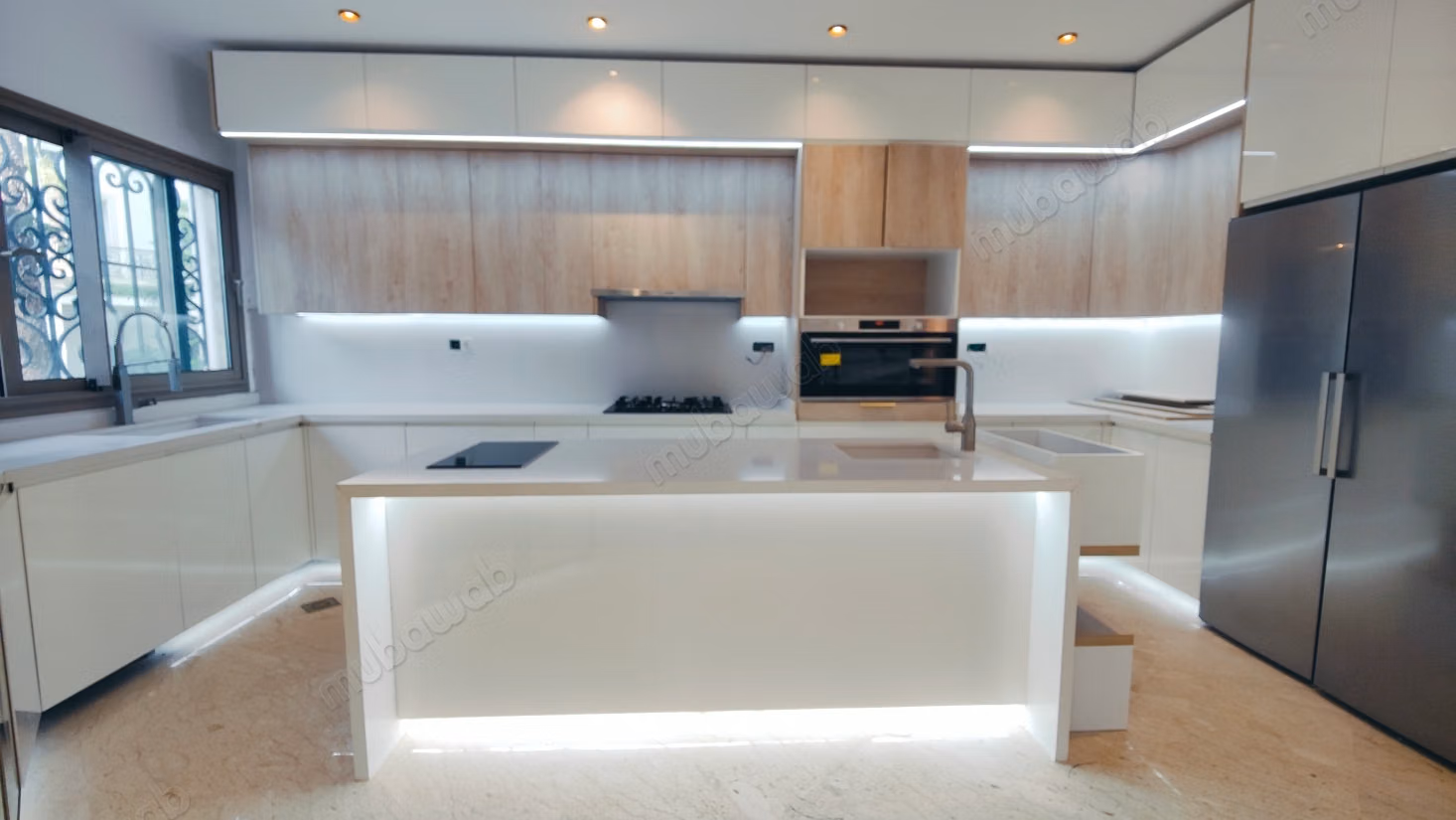 High quality house for sale in Californie. 4 rooms. Garden and terrace