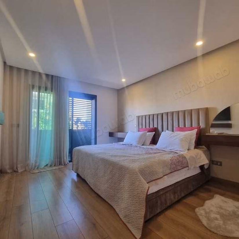 Te huur: appartementen in Californie. Totale oppervlakte 112 m². Volledig gemeubileerd