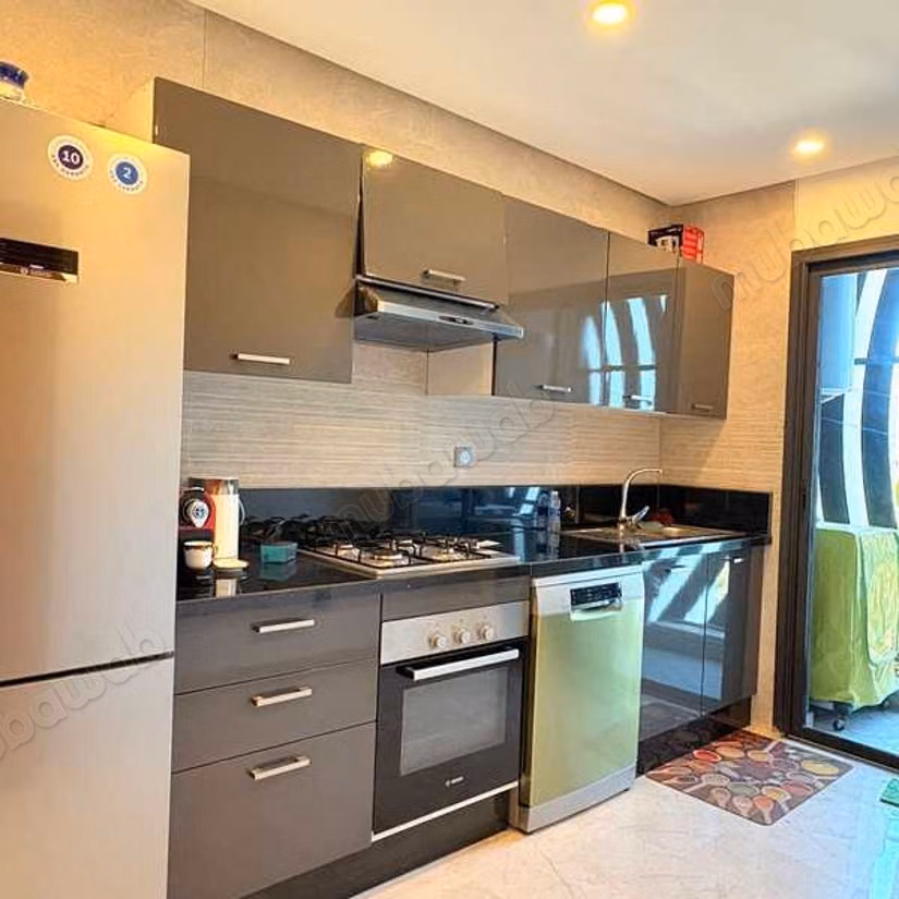 Te huur: appartementen in Californie. Totale oppervlakte 112 m². Volledig gemeubileerd