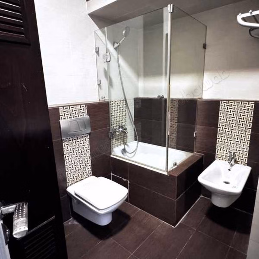 Apartment for sale in Maârif. 6 large rooms. Carpark and elevator