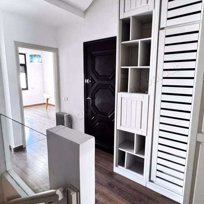 Apartment for sale in Maârif. 6 large rooms. Carpark and elevator