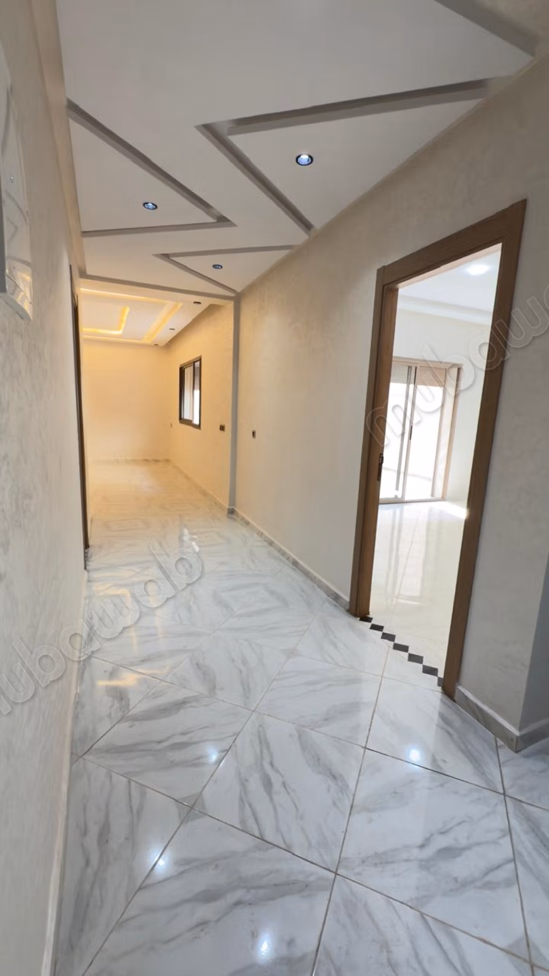 Vend appartement à Tit Mellil. 3 eme etage Superficie 122 m²