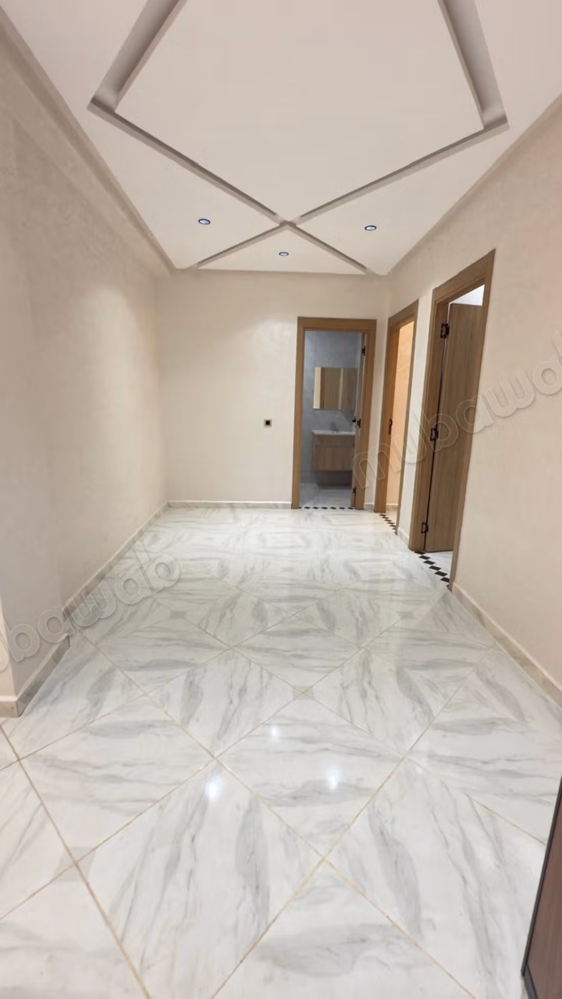 Vend appartement à Tit Mellil. 3 eme etage Superficie 122 m²