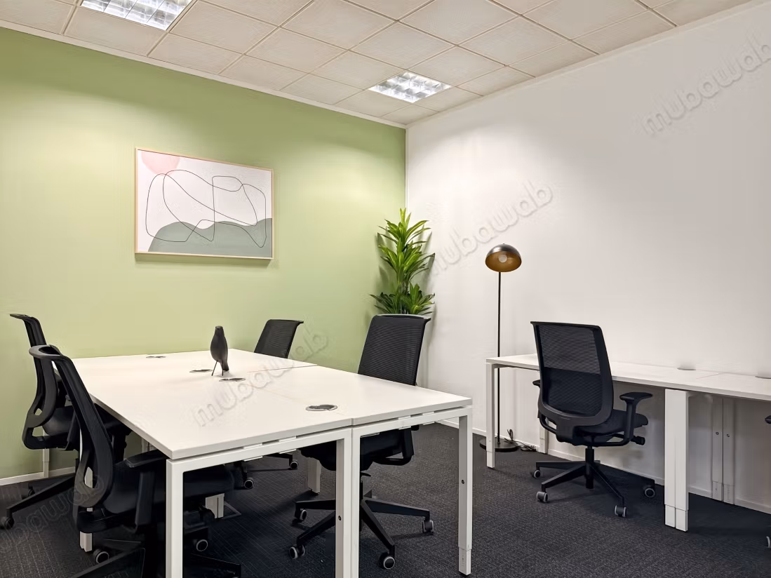 Oficinas en alquiler en Aïn Sebaâ. Dimensión 30 m². Doble acristalamiento y calefacción central