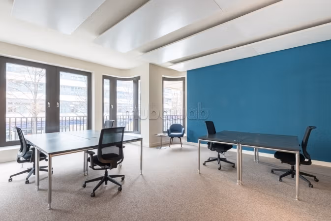 Ufficio da affittare a Aïn Sebaâ. Superficie totale 30 m². Doppi vetri e riscaldamento
