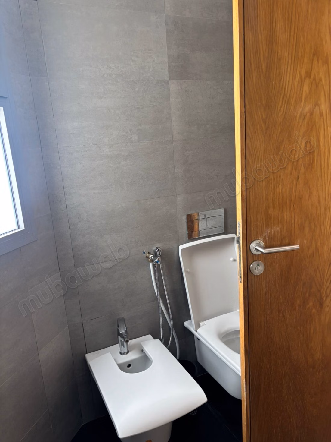 Bel appartement à vendre à Casablanca Marina. 
Surface de 72 m². 
Meublé