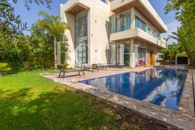 فيلا رائعة للبيع بأكدال. 7 قطع كبيرة. مفروشة