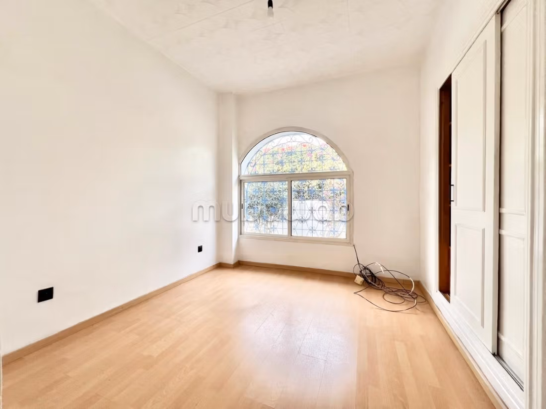 Belle villa de plain pied rénovée– Quartier Oasis
